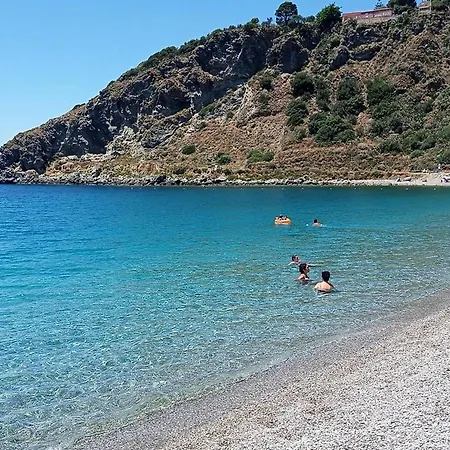Paradiso Sul Mare 度假居 *